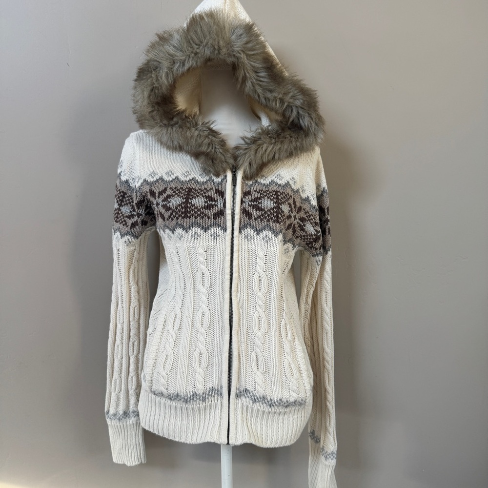 Y2K Aeropostale Faux Fur Hoodie Zip up Sweater Snowflake SnowBunny Bella Swan XL